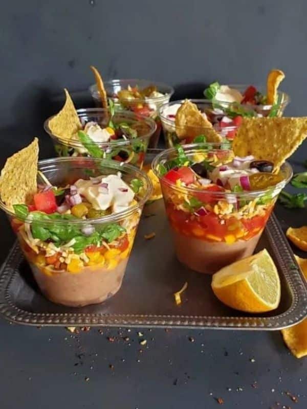 7 Layer Dip – Easy Party Appetizer