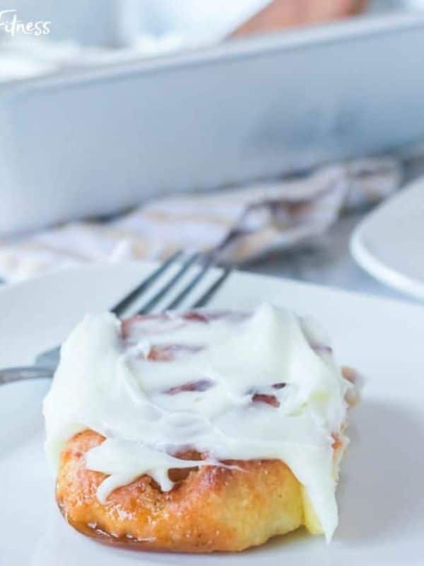 Easy Soft Keto Cinnamon Rolls with Cream Cheese Frosting