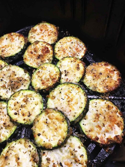 Air-fryer recipes for beginners Garlic Parmesan Roasted Cauliflower