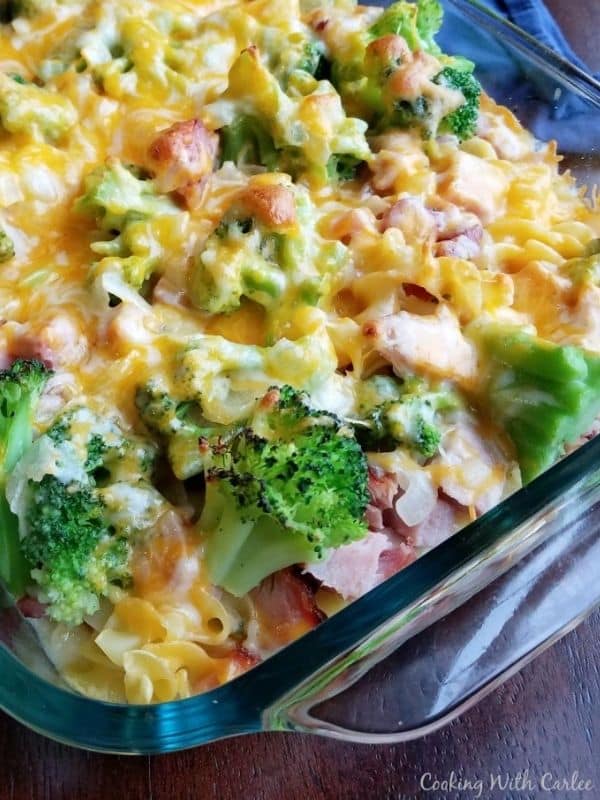Cheesy Ham and Broccoli Noodle Casserole