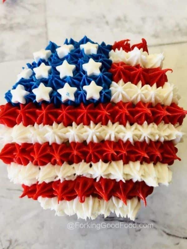 Easy American Flag Cupcakes
