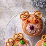 christmas cupcakes made to look like raindeer faces