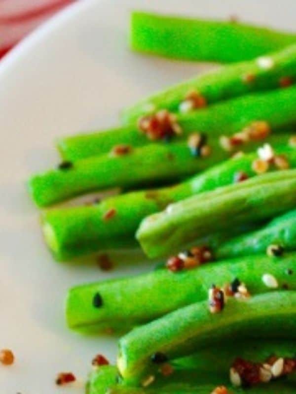 Oven-roasted green beans