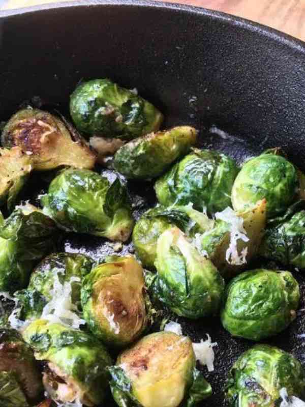 Roasted Brussel Sprouts with Balsamic Glaze