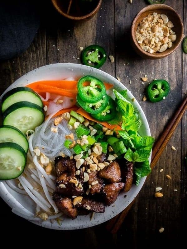 Bún Thịt Nướng (Vietnamese Grilled Pork with Noodles)