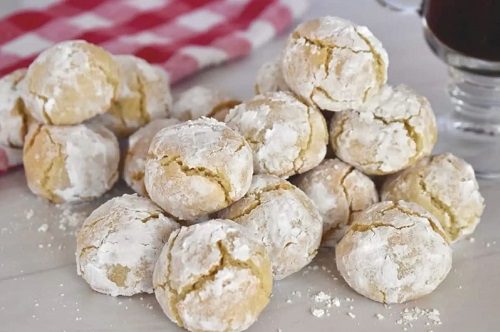Amaretti Cookie Recipe (Soft Amaretti)