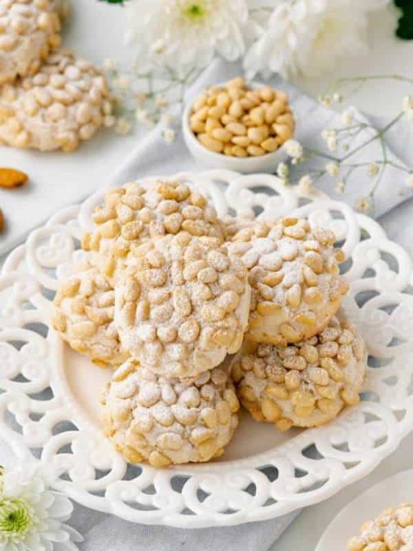 Pignoli Cookies – With or Without Almond Paste!