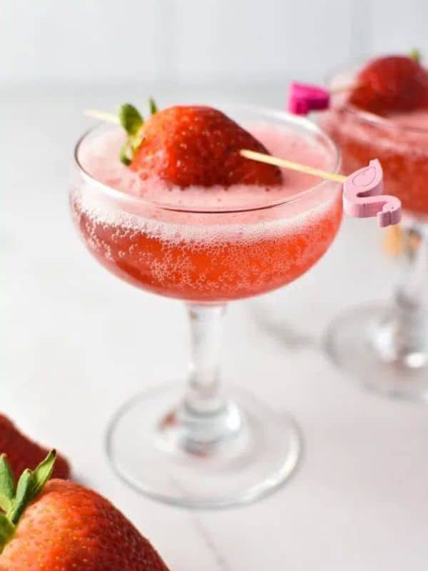 Strawberry Mocktail Spritzer