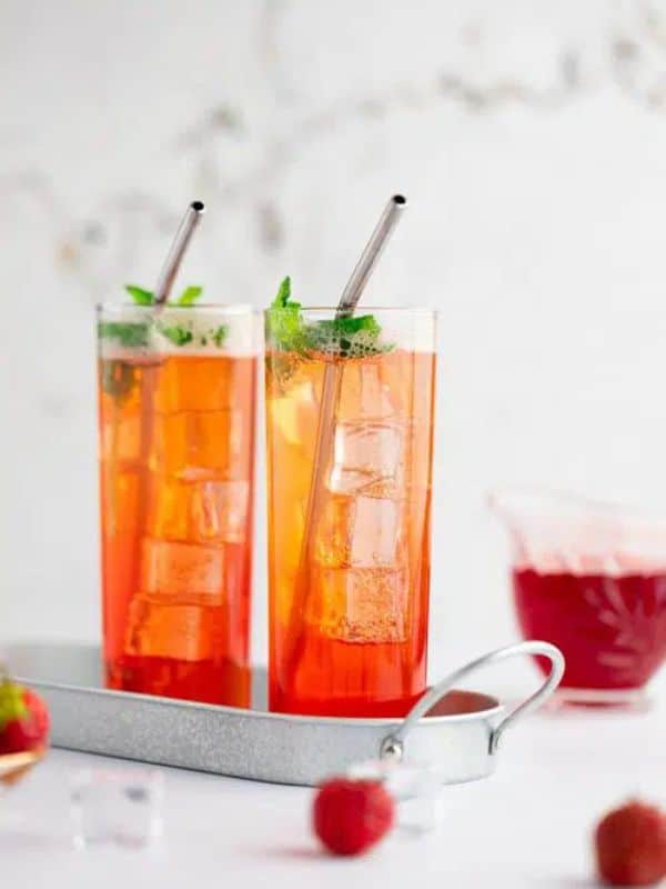 Non-Alcoholic Cocktail Virgin Strawberry Mojito