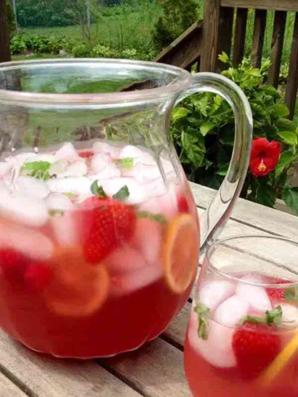Berry Pink Lemonade Prosecco Punch