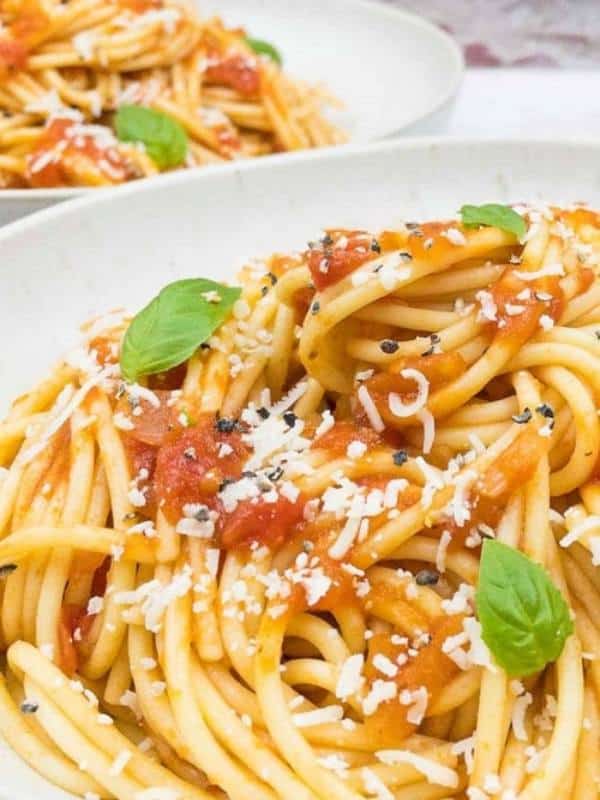 Easy Spaghetti Marinara Recipe