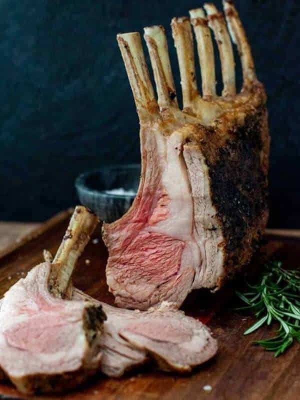 Garlic and Herb Crusted Rack of Lamb with Red Wine Reduction