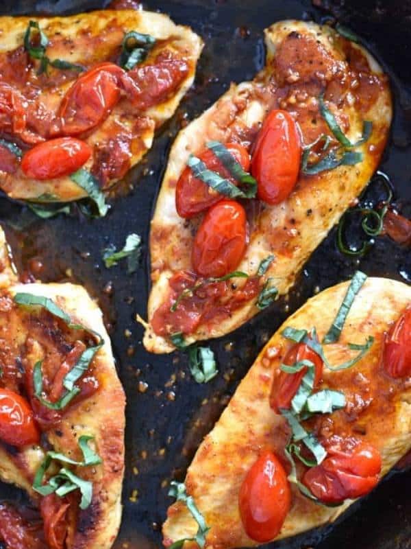 Pan seared Chicken Breasts with Tomatoes