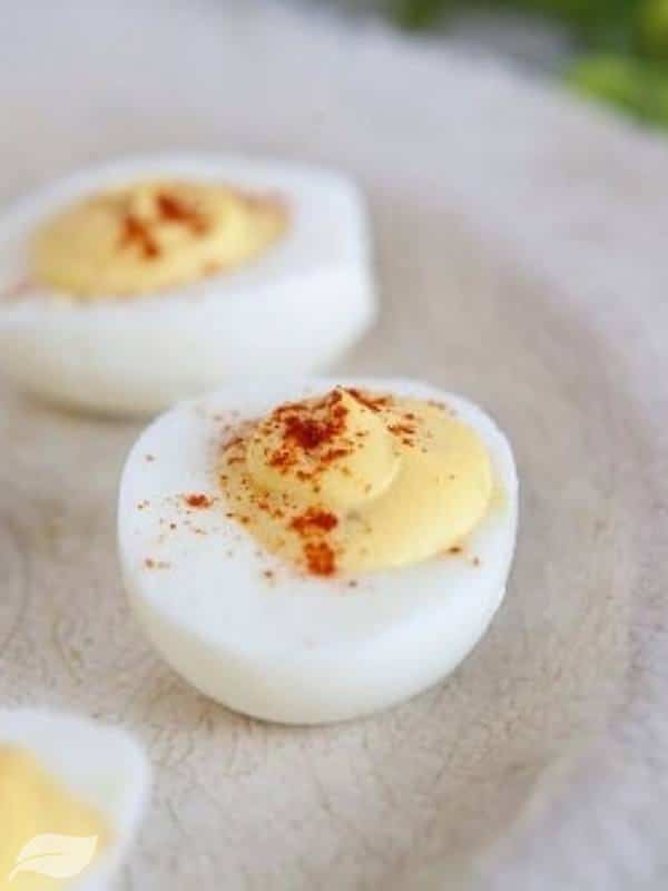 Simple Deviled Eggs Recipe