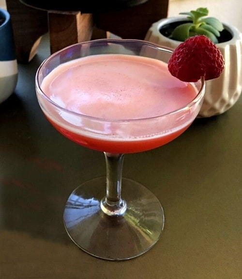 Strawberry Elderflower Liqueur Cocktail