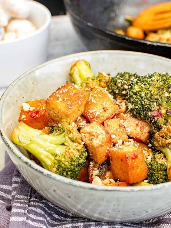 Easy Broccoli Tofu Stir Fry Vegan