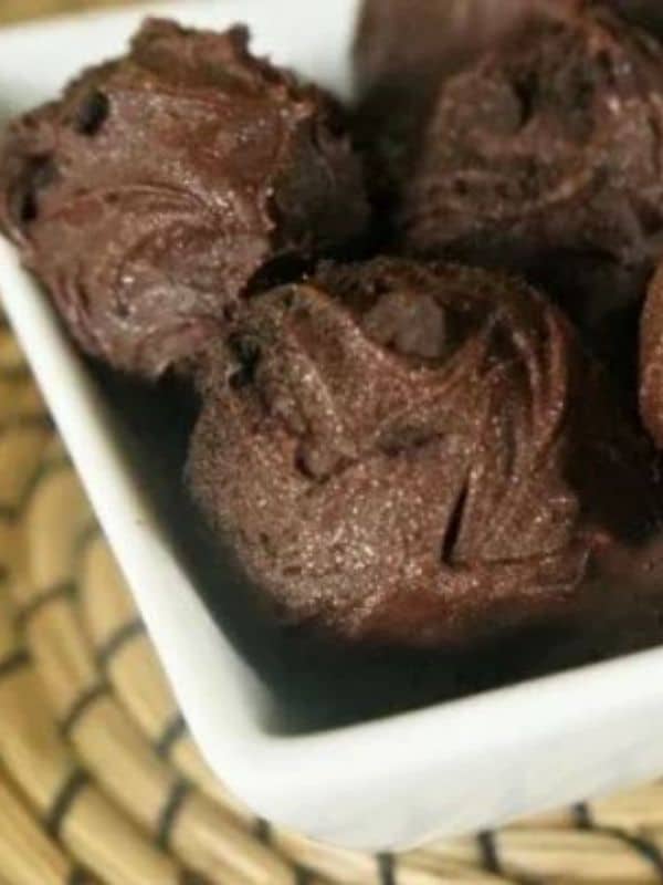 No Bake Dark Chocolate OREO Truffles Recipe