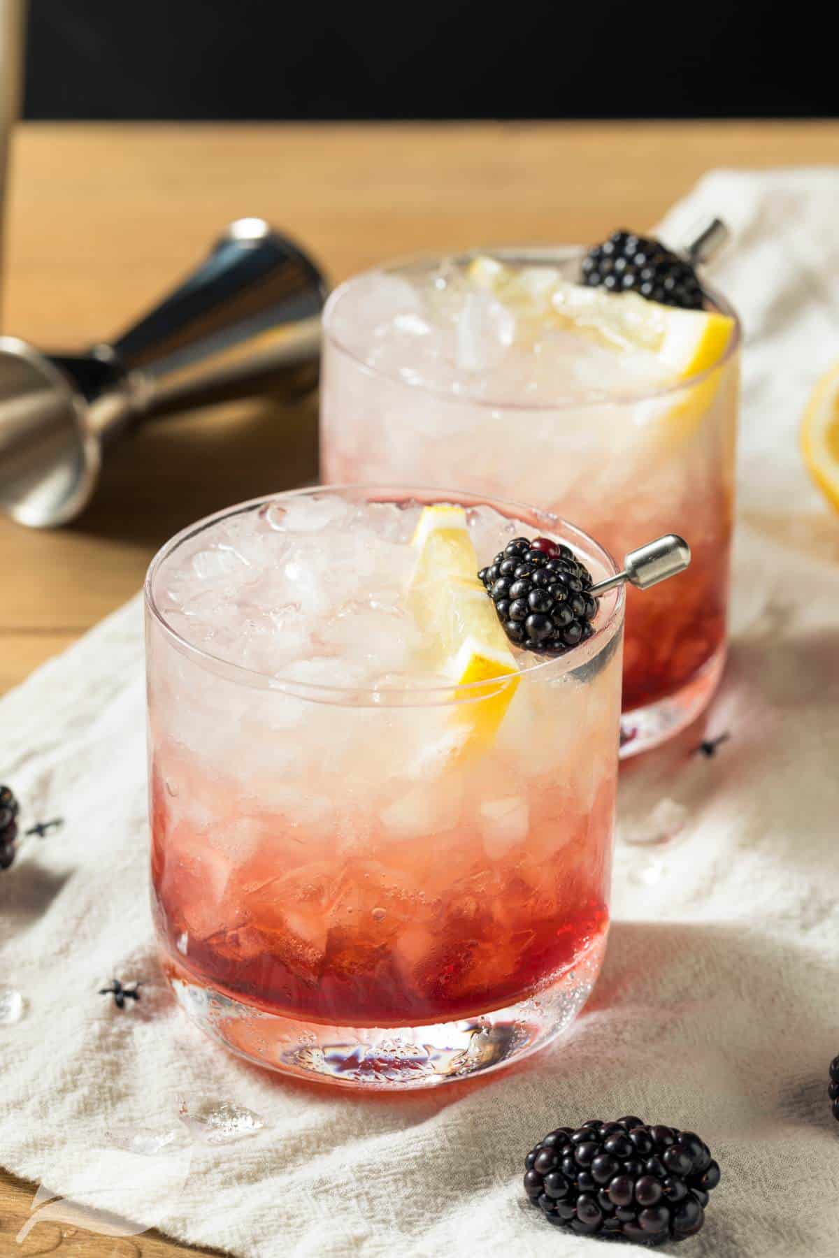 two bramble cocktails