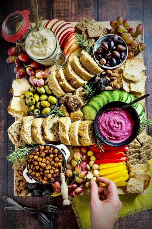 How to Build a Vegan Charcuterie Board