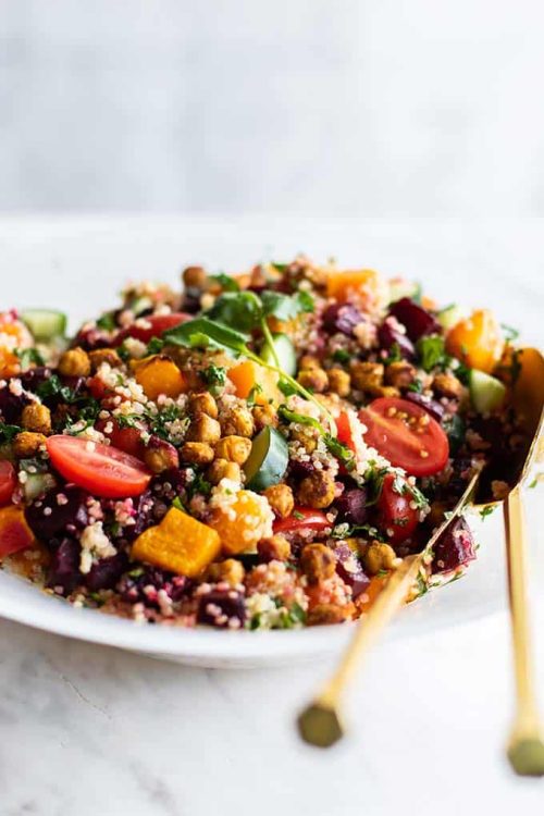 Moroccan Salad with Quinoa and Chickpeas